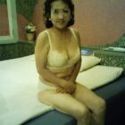 30代後半のおばさんが大胆ヌードで微笑むハメ撮りショットの素晴らしさを実感するスレ[15枚]