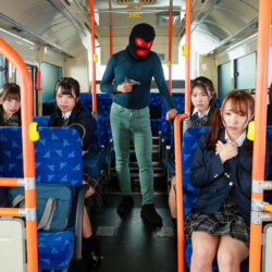【VR】【8K】【VR】（超リアル体験）バスジャックVR ※被害者7名女子●生 スクールバスで、未成熟おマンコを好き勝手に犯しまくりSPECIAL