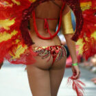 結構可愛いサンバダンサーのおっぱい強調画像が最高にアツい[31枚]