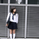 黒髪の美少女が勃起チンコしゃぶる画像で、まったりシコシコ[31枚]