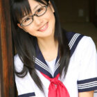 色っぽいメガネかけた女の子がＨな事してくれる画像見ようぜ[33枚]