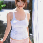 ギャルがショートパンツで卑猥なお尻と太ももを見せつけてくる画像、俺氏が３回抜いたのがコチラ[38枚]