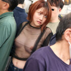 電車の中でインナーを抜き取られ透け巨乳を見られる羞恥で抵抗できないシアーシャツ女子