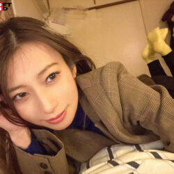 SNS総フォロワー4万人の公務員 市役所勤務のイラマで感じる奥さん 永尾あかね 37才 AV DEBUT
