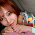 【画像＆動画】 【VR】地元で一番怖い先輩の彼女が僕の布団に潜り込んできて…隣で寝てる先輩にバレたら人生終わりのハラハラ超密着こっそりSEX 斎藤あみり