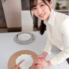 【VR】マナー講師ゆかりさんはいつも上品でお辞儀が深いけどいざエッチが始まると下品極まりない淫語を囁き肉棒ちゅぱシャブ巨尻打ち下ろしズッコンバッコン何度中出ししても求めてくる底無し性欲オンナで最高 藤咲紫