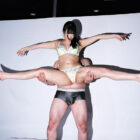 一般男女モニタリングAV ラブラブカップル限定 影絵に挑戦！ドキドキ寝取られシルエットクイズ！3 布越しに彼氏に見られているのに女子大生がデカチンSEXで生中出し！