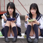 イジメられている双子姉妹を救って、ふたり一緒に脱がせてみたい。 浅野こころ 榊原萌