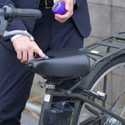 1週間あの手この手で媚薬を擦り込み続けた ギリギリミニスカ女子●生のあこがれの股間が 遂に今日、緩み、開き…効果絶大ー。 早坂ひめ